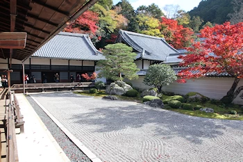 南禅寺の紅葉風景