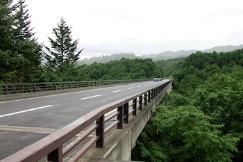 うるべし橋の風景