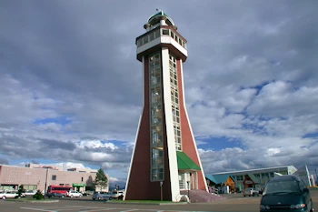 開基百年記念塔の風景