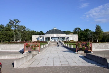 忠類ナウマン象記念館の風景