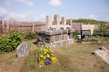 会津藩士の墓の風景