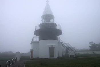 茂津多灯台の風景