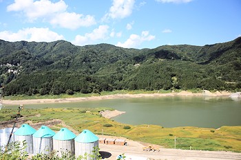 西目屋村の風景