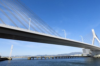 青森ベイブリッジの画像