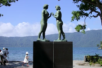 乙女の像の画像