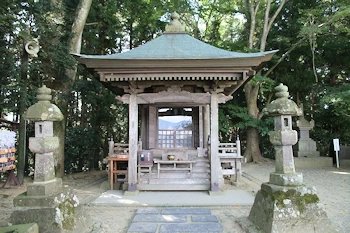 高館義経堂の画像