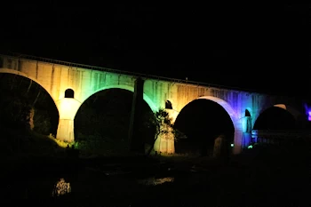 めがね橋の画像