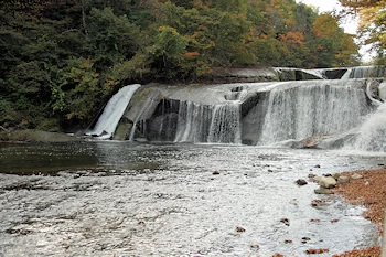 滑津大滝の画像