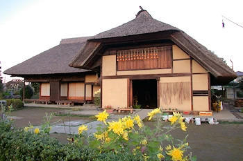 曲がり家の風景