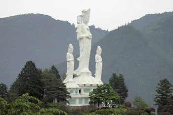 鳥居観音の画像