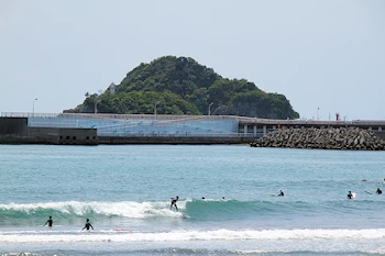 前原海岸の画像
