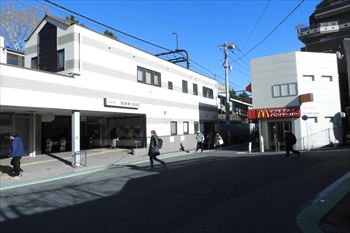 マクドナルド駒場東大前店の風景