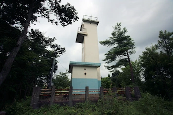 穴水灯台の画像