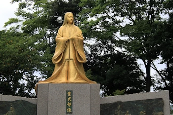 紫式部公園の画像