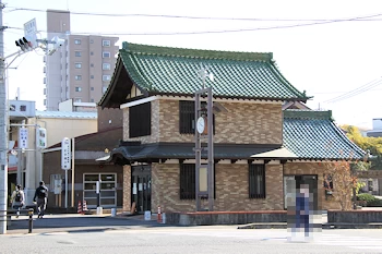 記念橋交番の画像