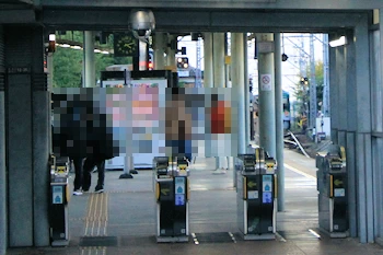 改札の様子の風景