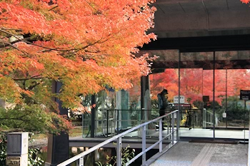 宇治市源氏物語ミュージアムの風景