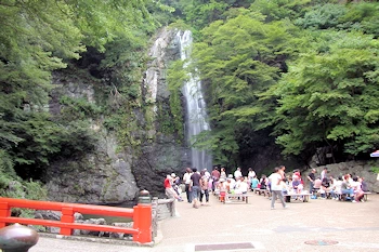 箕面大滝の画像