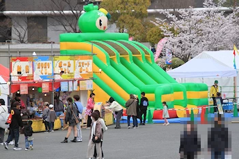 万博記念公園の風景