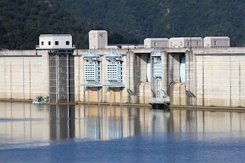 八田原ダムの風景
