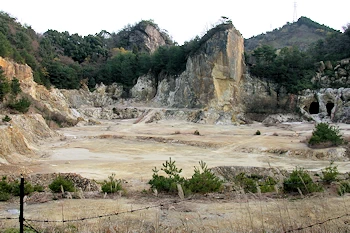 泉山磁石場の風景