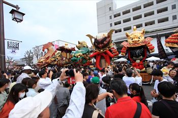 唐津くんちの風景
