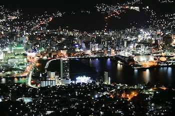 長崎市街中心部の風景