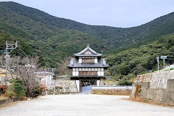 金石城楼門の画像