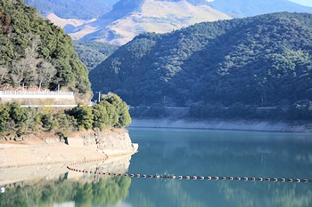 市房ダムの画像