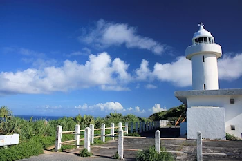伊平屋灯台の画像