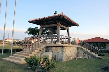 世界平和の鐘の画像