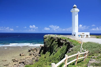 東平安名崎の突端の風景