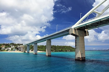 瀬底大橋の画像