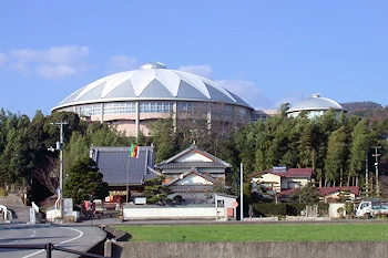 ツインドームの画像